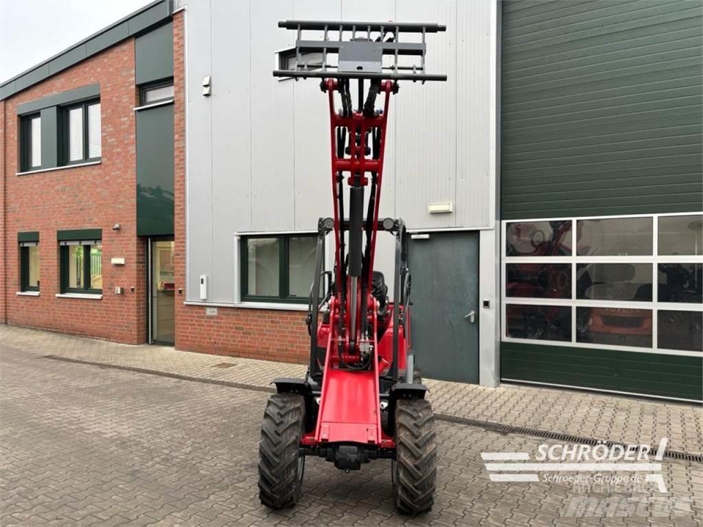 Schäffer 3650 Mini yükleyiciler