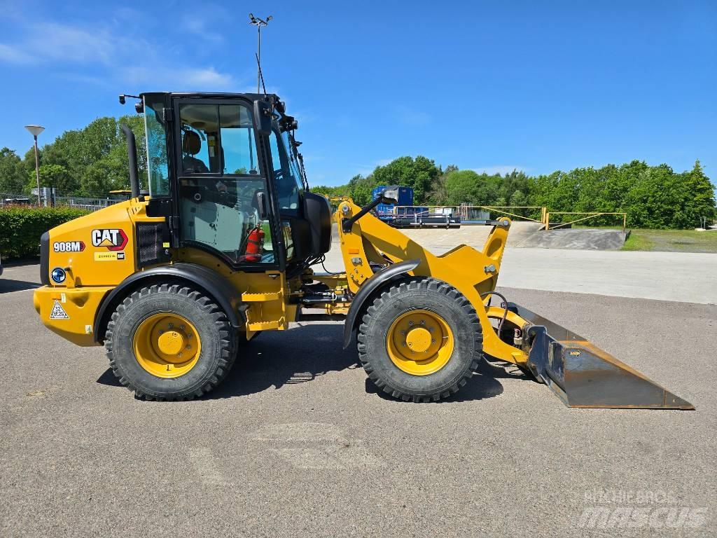 CAT 908 M Tekerlekli yükleyiciler