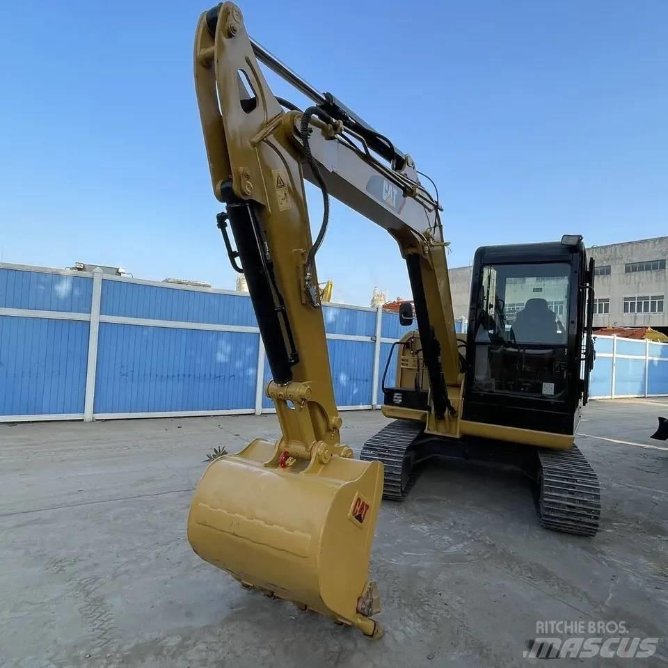 CAT 306E2 Paletli ekskavatörler