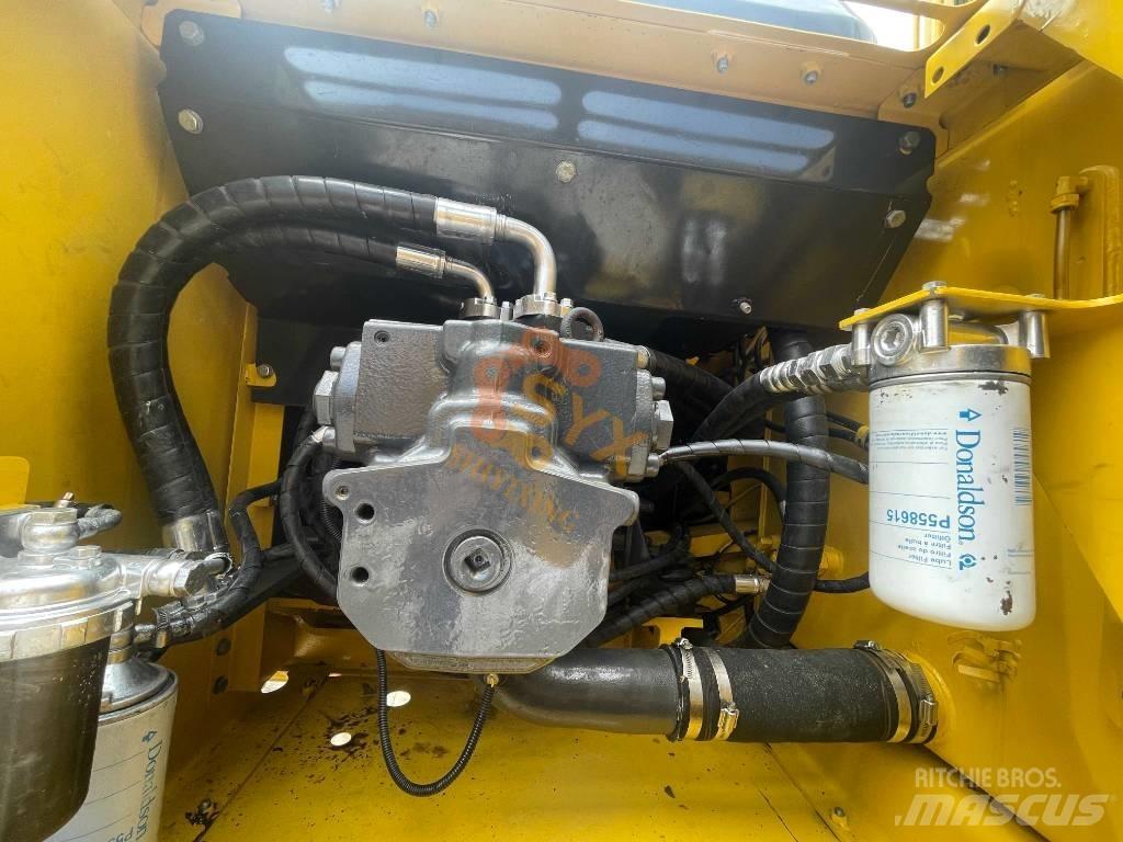 Komatsu PC 220 Paletli ekskavatörler