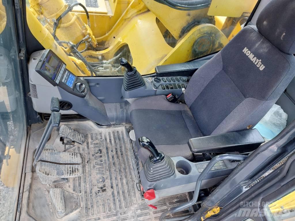 Komatsu PC700LC-11 Paletli ekskavatörler