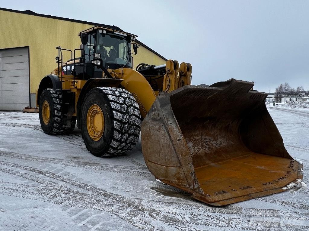 CAT 982 M Tekerlekli yükleyiciler