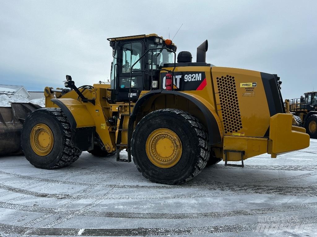 CAT 982 M Tekerlekli yükleyiciler