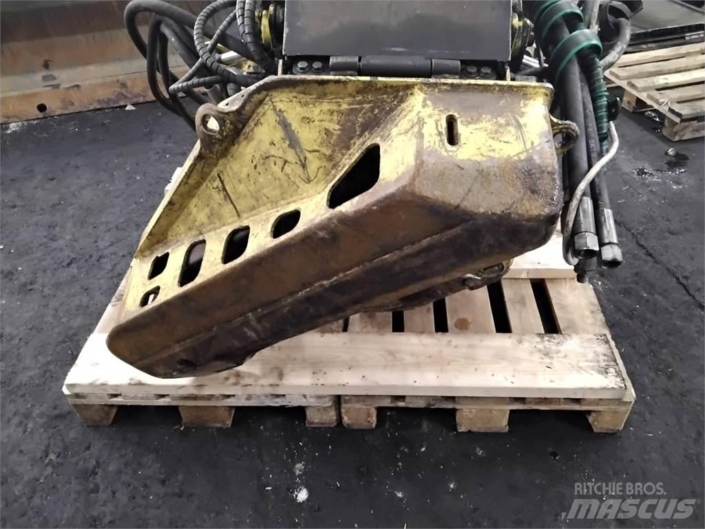 John Deere H415 Agaç kesme robotlari