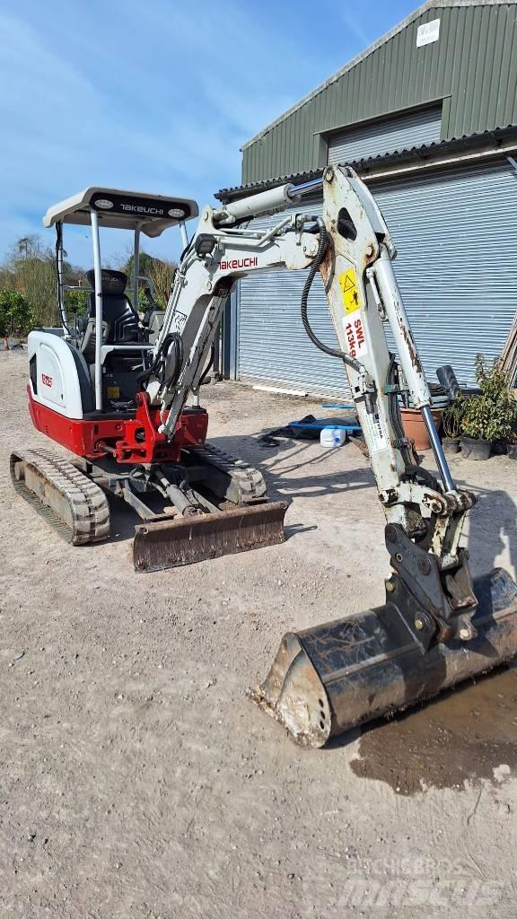 Takeuchi TB 225 Mini ekskavatörler, 7 tona dek