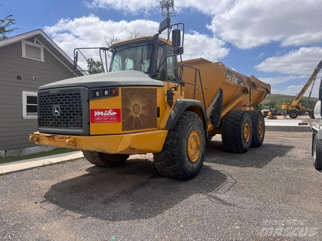 DEERE 410E Belden kirma kaya kamyonu