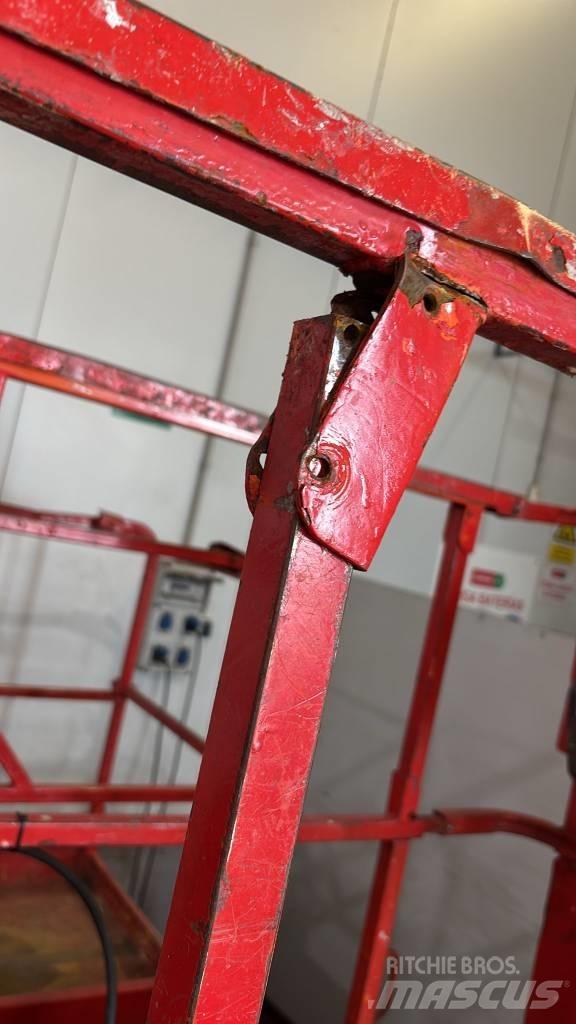 JLG 2030 ES Makasli platformlar