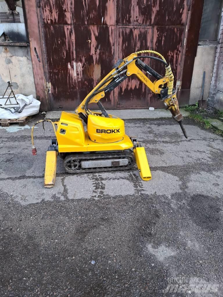 Brokk 60 Yıkım ekskavatörleri