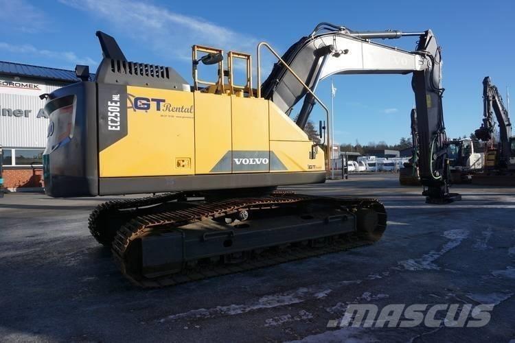 Volvo EC 250 E N L Paletli ekskavatörler