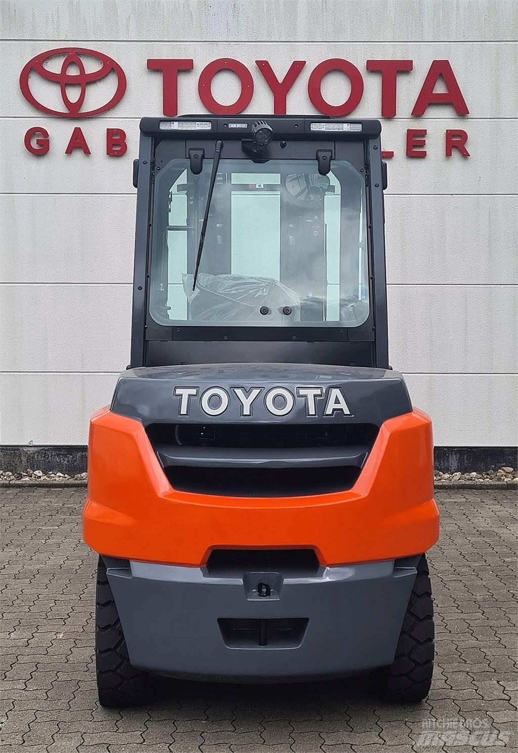 Toyota 40-8FD50N Dizel forkliftler