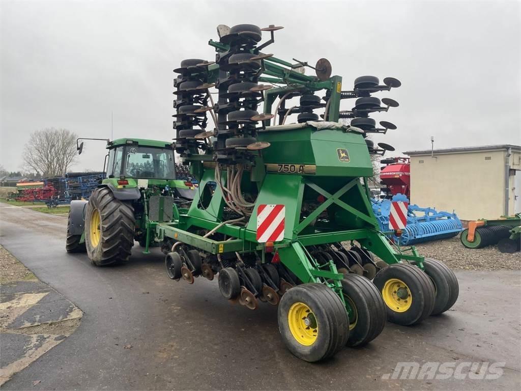 John Deere 750A 6m Hassas ekim makinalari