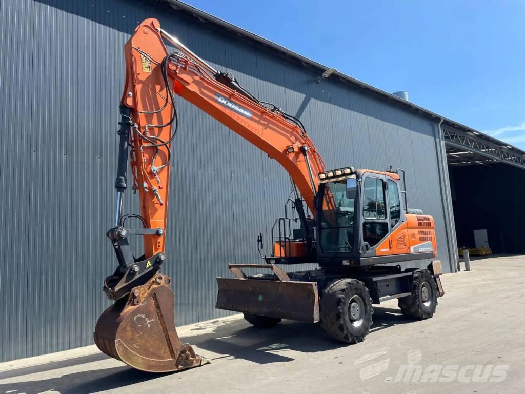 Doosan DX170W-5 Lastik tekerli ekskavatörler