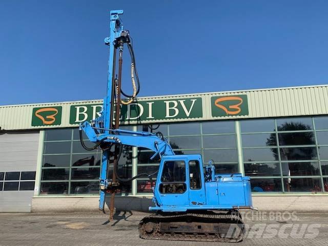 Hitachi EX 100 Paletli ekskavatörler