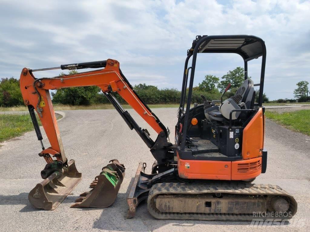 Hitachi ZX 26 U-5 A Mini ekskavatörler, 7 tona dek