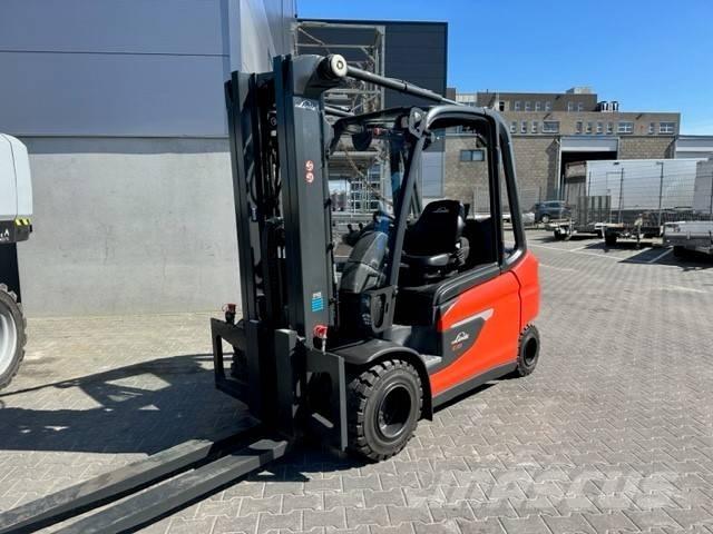 Linde E35L Elektrikli forkliftler
