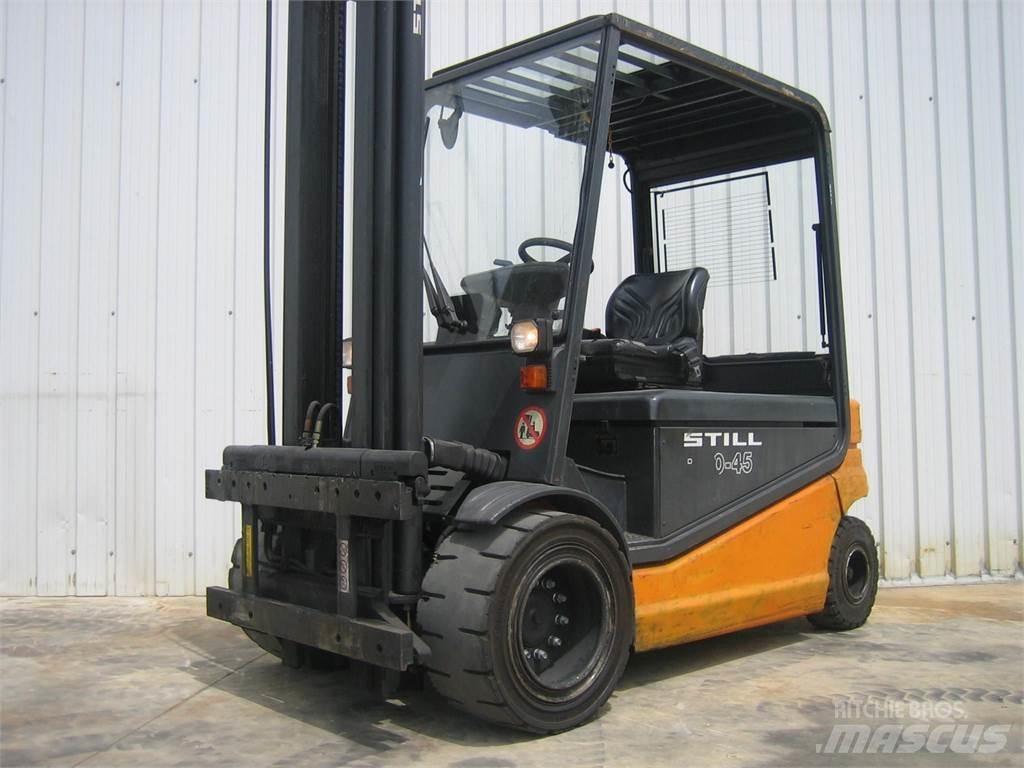 Still R60 45 Elektrikli forkliftler