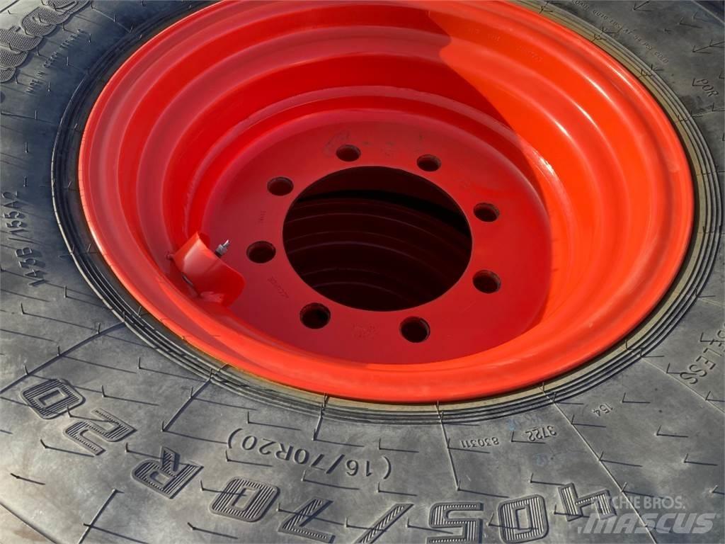 Mitas 4x 405/70R20 Diger traktör aksesuarlari