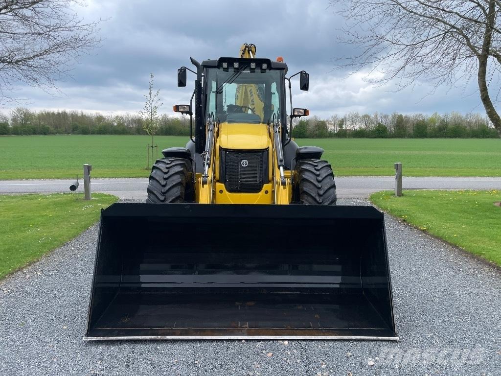 New Holland B115C Kazıcı yükleyiciler - beko loder