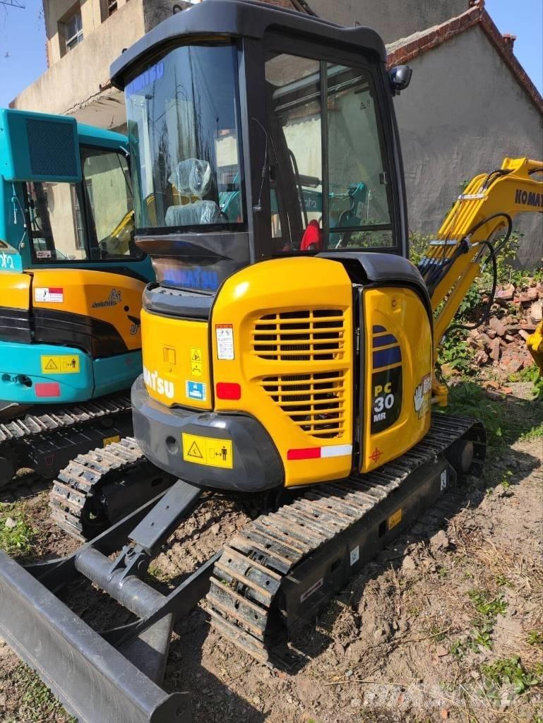 Komatsu PC 30 MR Mini ekskavatörler, 7 tona dek