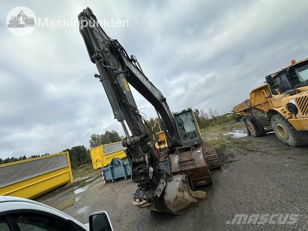 Volvo EC 220 DL Paletli ekskavatörler