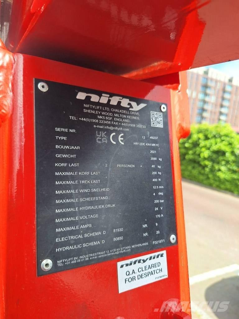 Niftylift HR 12 D E Körüklü personel platformları