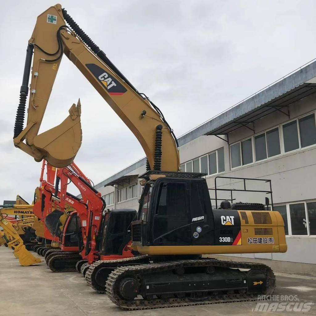 CAT 330D2L Paletli ekskavatörler