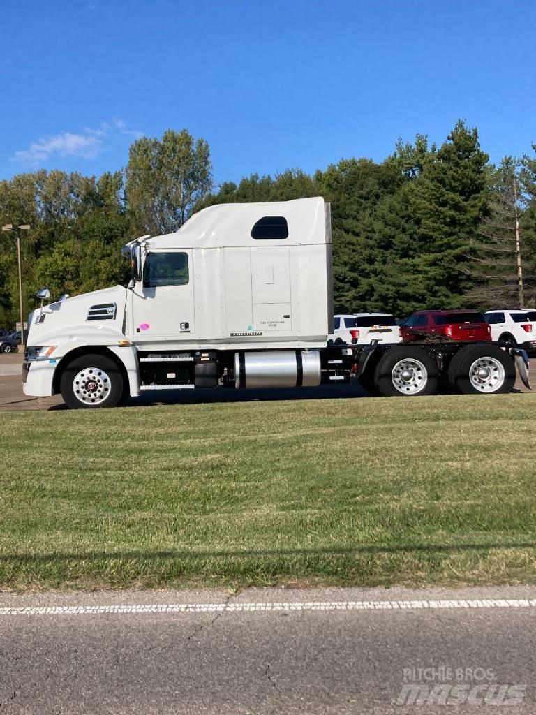 Western Star 5700 XE Çekiciler