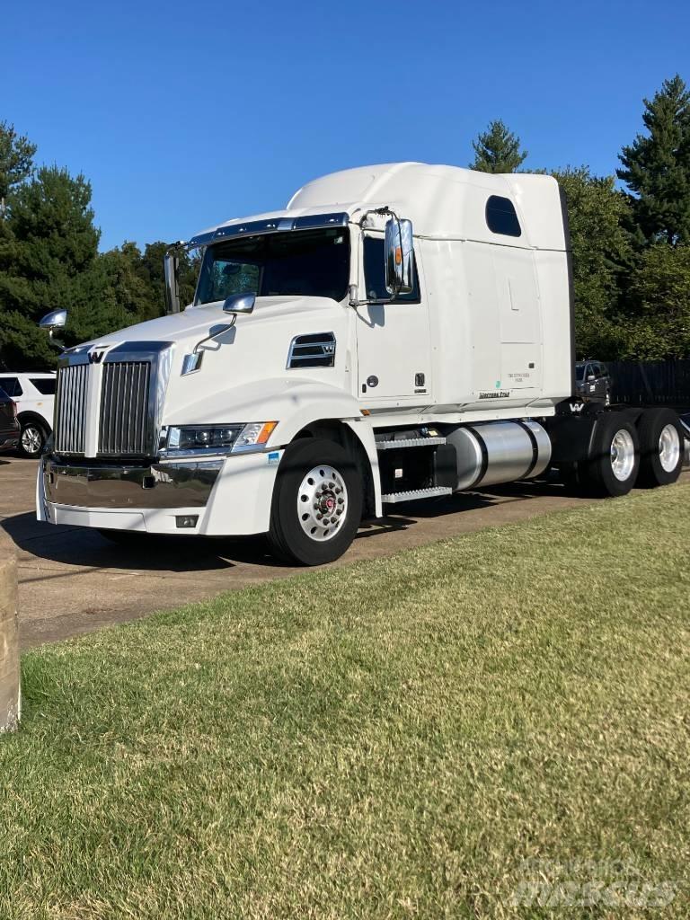 Western Star 5700 XE Çekiciler