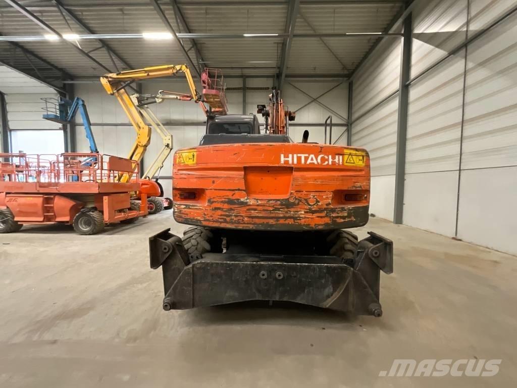 Hitachi ZX 130 W Lastik tekerli ekskavatörler