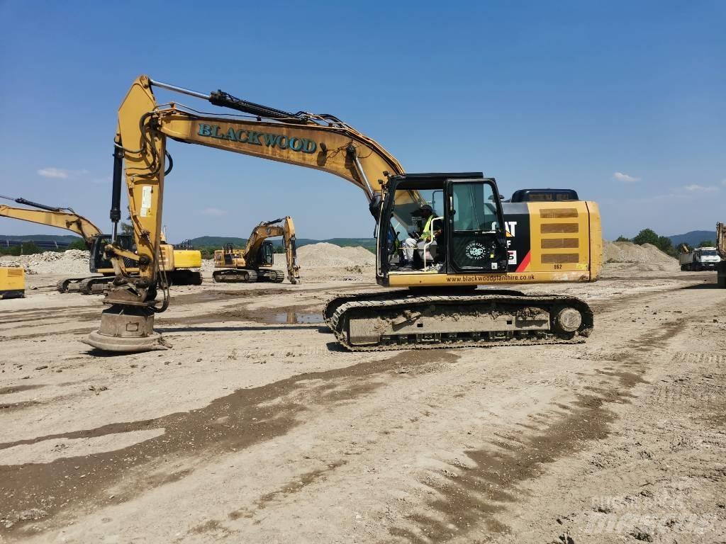 CAT 320 F Paletli ekskavatörler