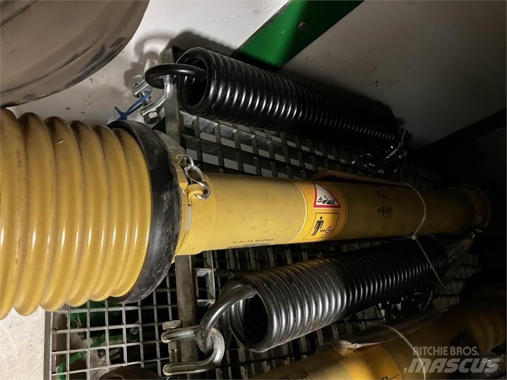 Dücker USM-21 Hasat makineleri