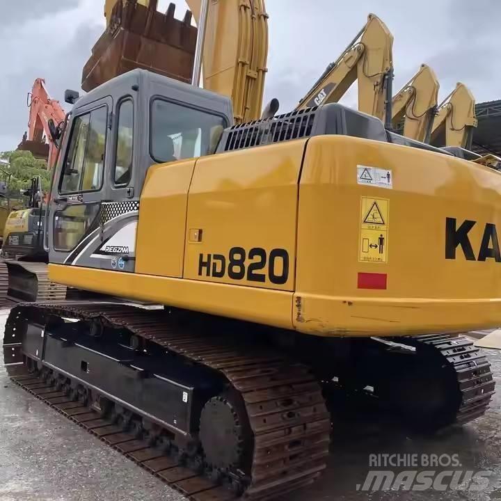 Kato HD820 Paletli ekskavatörler