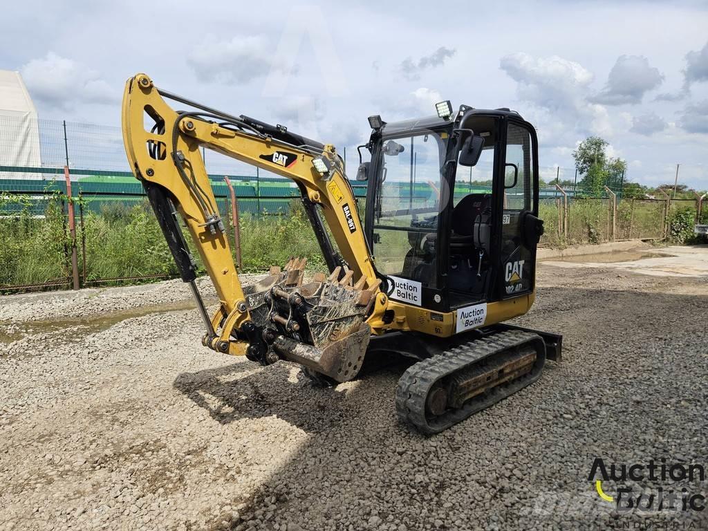 CAT 302.4 D Mini ekskavatörler, 7 tona dek