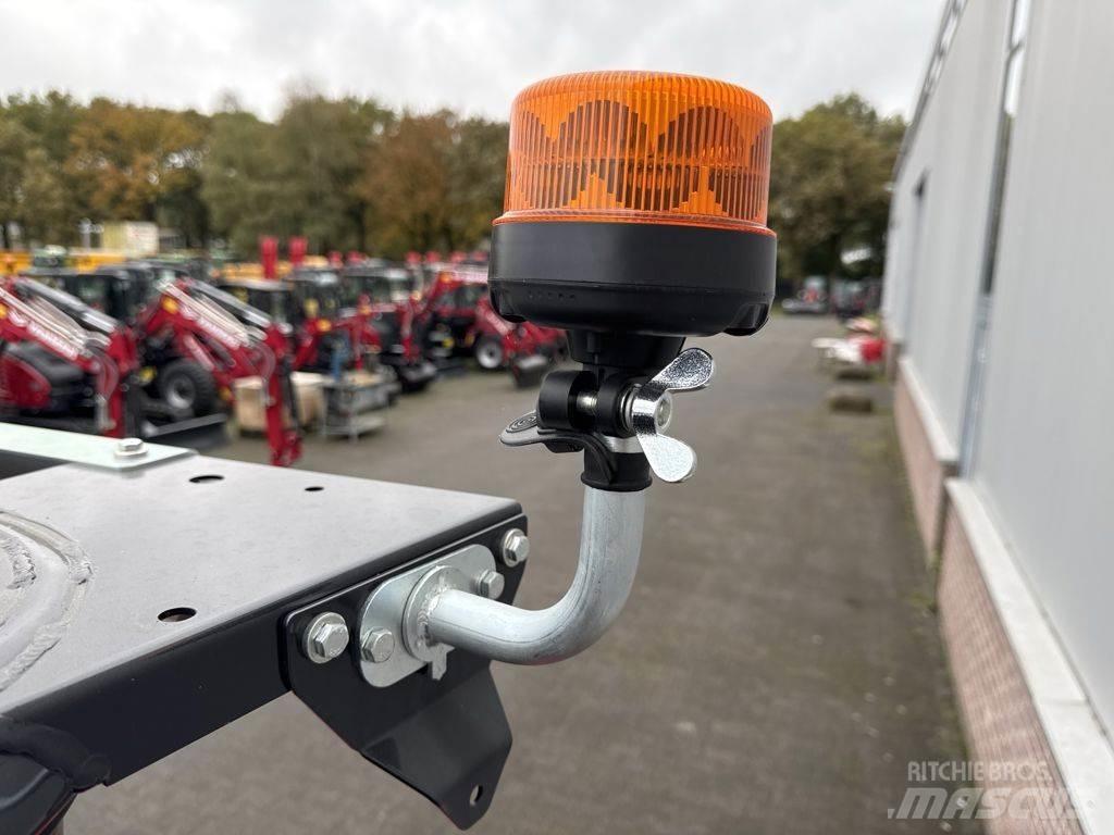 Yanmar V7 Tekerlekli yükleyiciler