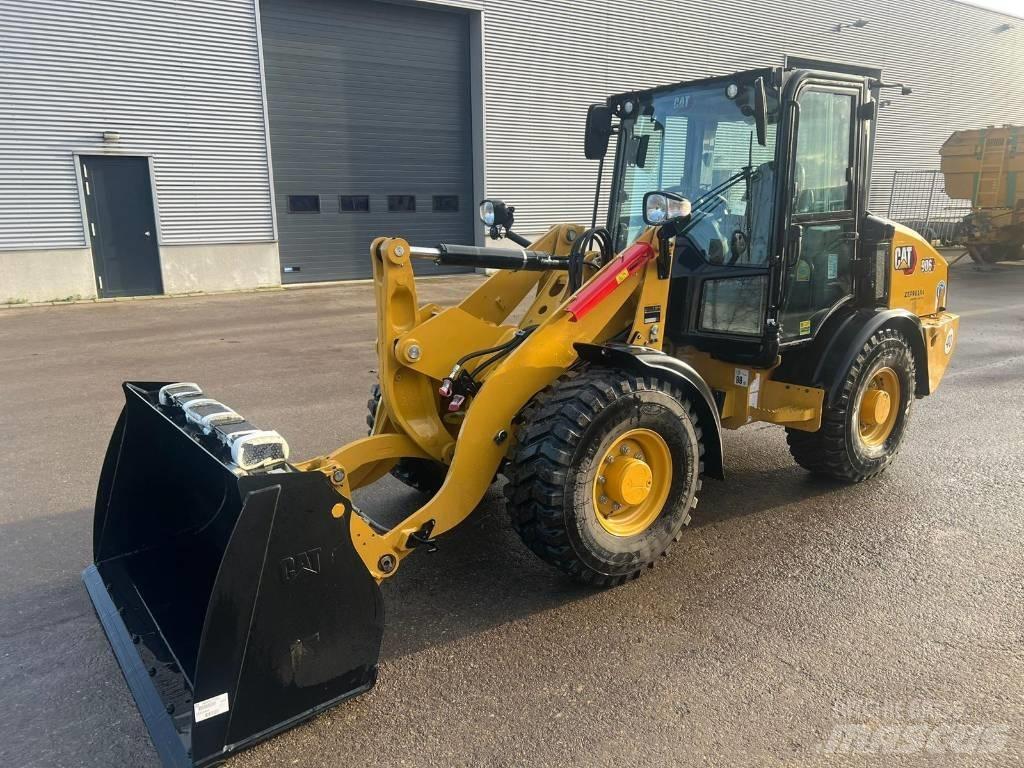 CAT 906 Tekerlekli yükleyiciler