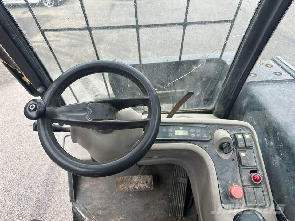 JCB TLT 25 D Teleskopik yükleyiciler