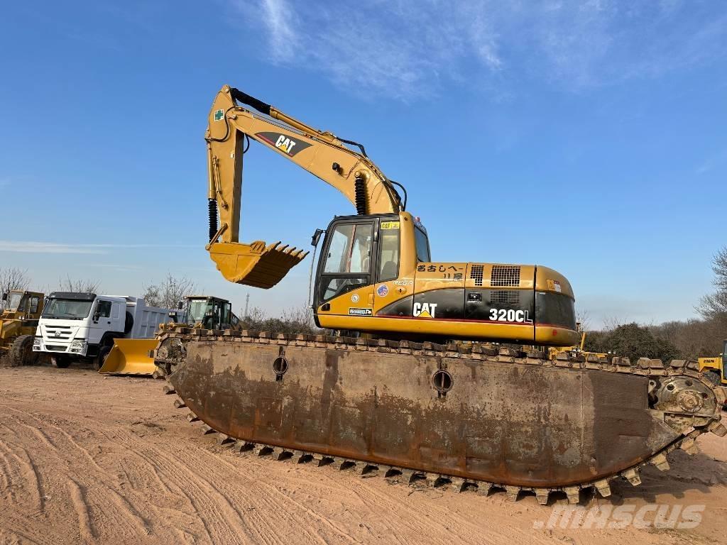 CAT 320 C L Amfibi Ekskavatörler