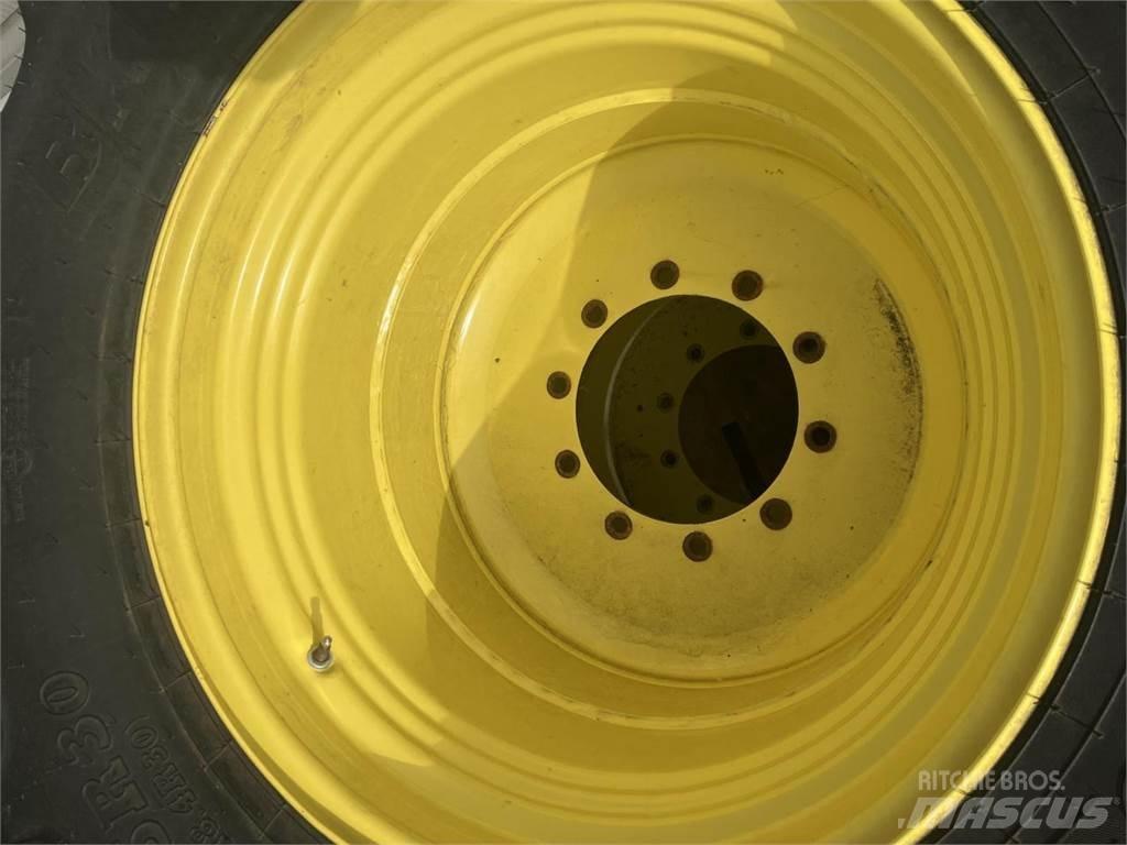 BKT 460/85R30 Tekerlekler