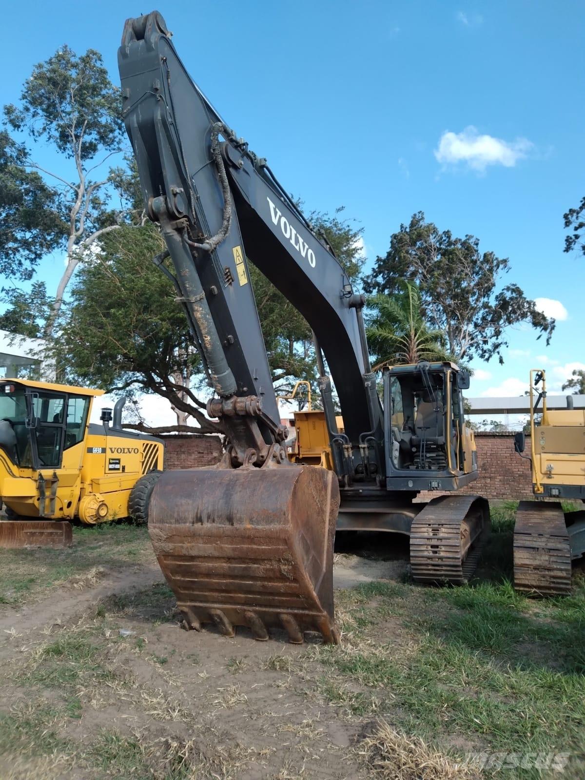 Volvo EC 250 D L Paletli ekskavatörler