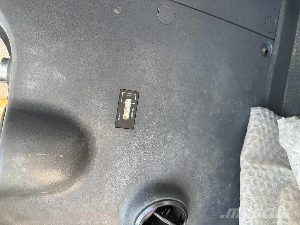 Hyundai R220LC-9S Paletli ekskavatörler