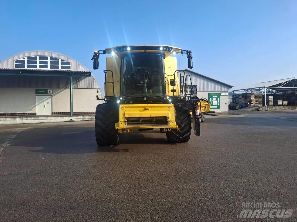 New Holland CX8.70 Biçerdöverler