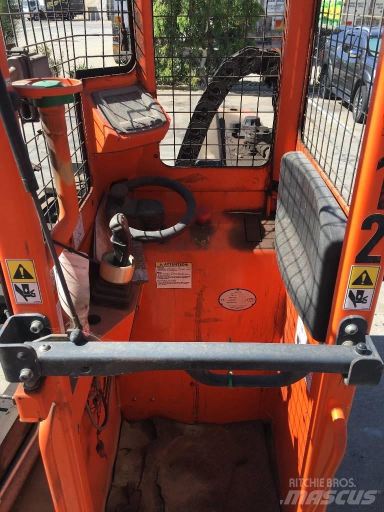 Combilift C4000STE Sideloader - dört yönlü forkliftler