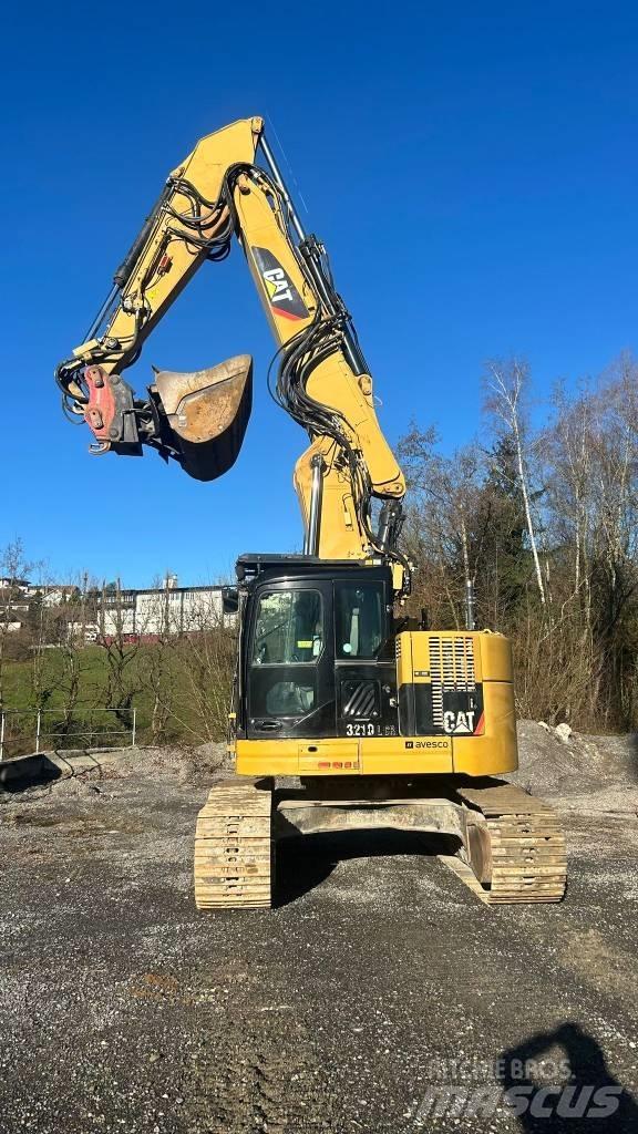 CAT 321 D Paletli ekskavatörler
