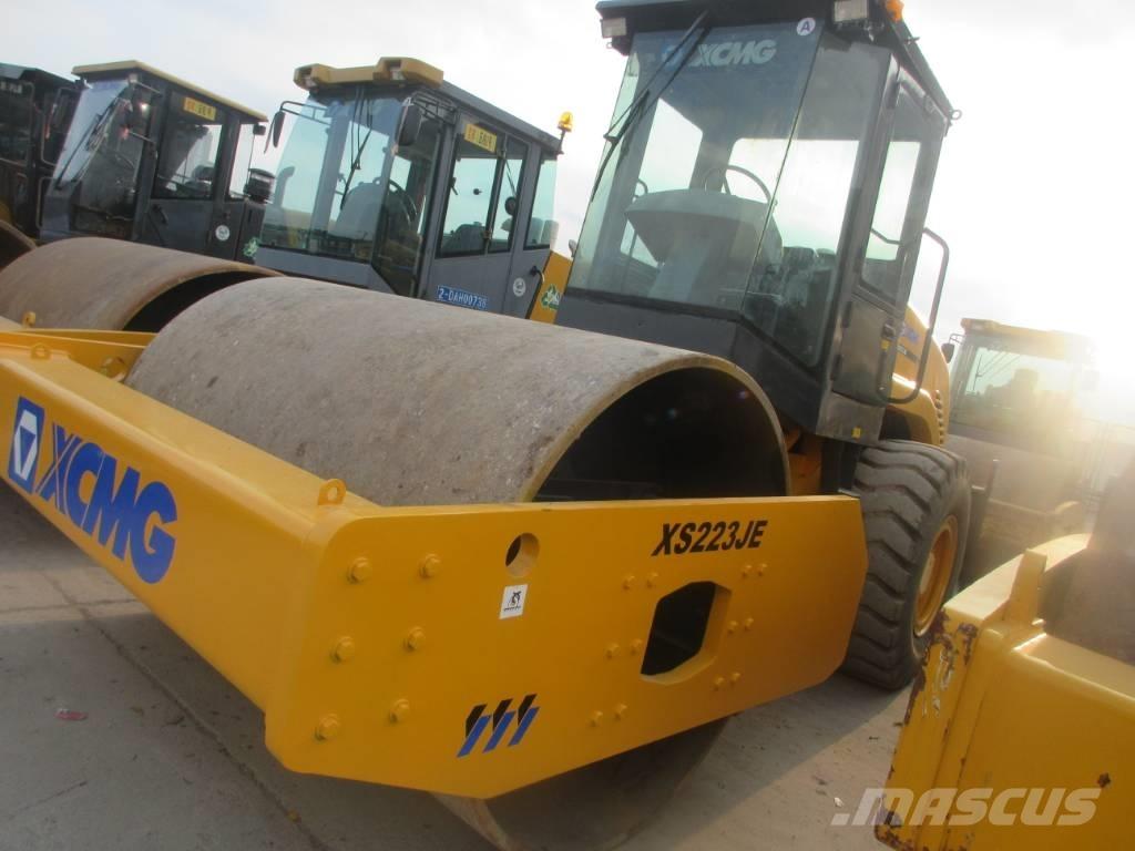 XCMG XS 223 J Tek tamburlu silindirler