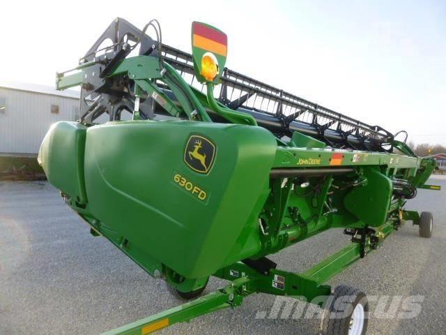 John Deere 630 F Biçerdöver kafaları