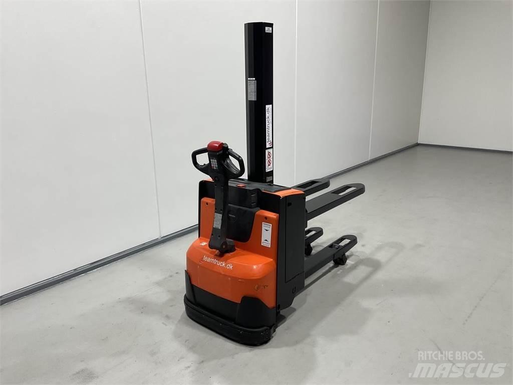 BT SWE080L Akülü depo ekipmanları