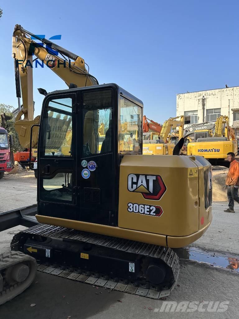 CAT 306E Paletli ekskavatörler
