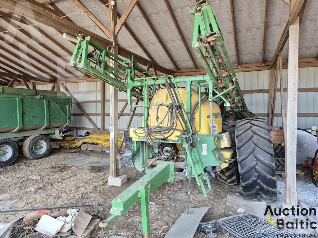 John Deere 732 Çekilir pülverizatörler