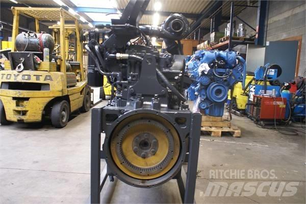 Komatsu SA6D125 E2 Motorlar