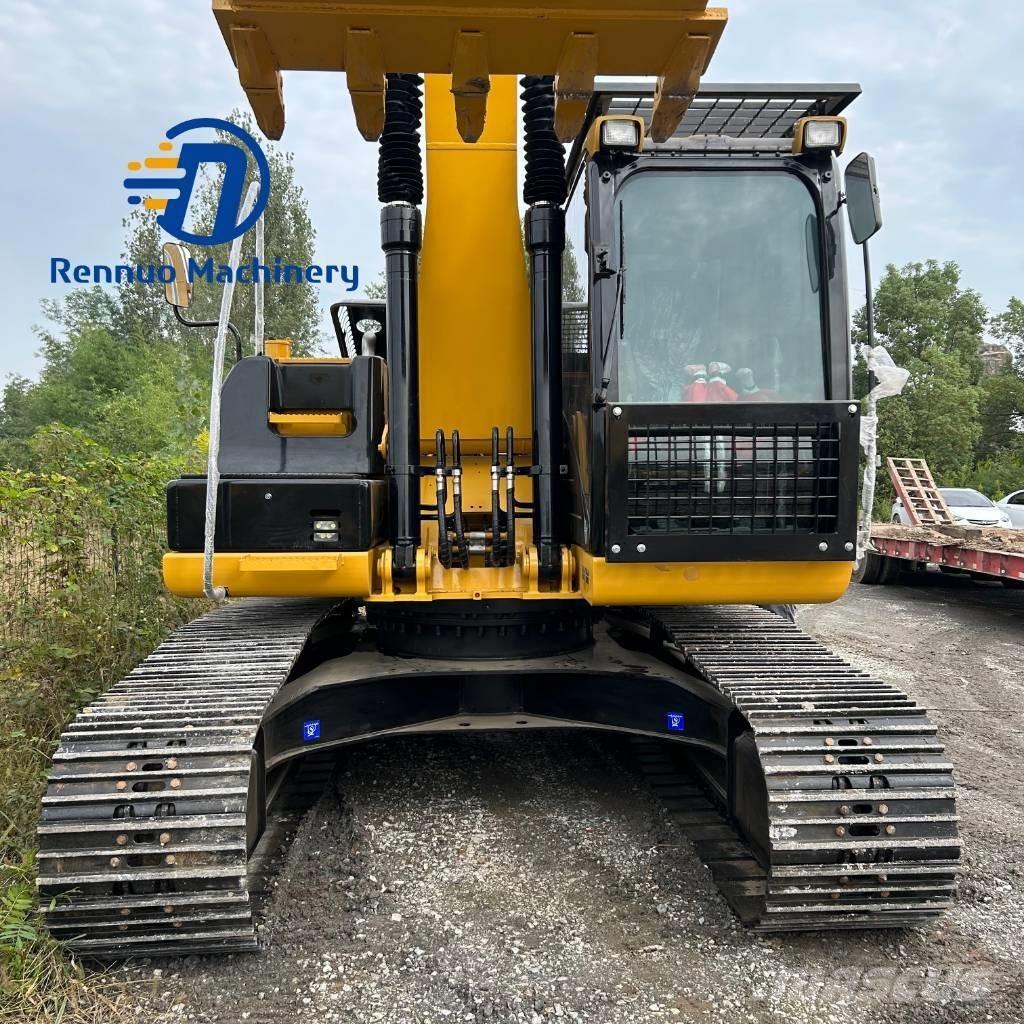 CAT 320D2 Paletli ekskavatörler